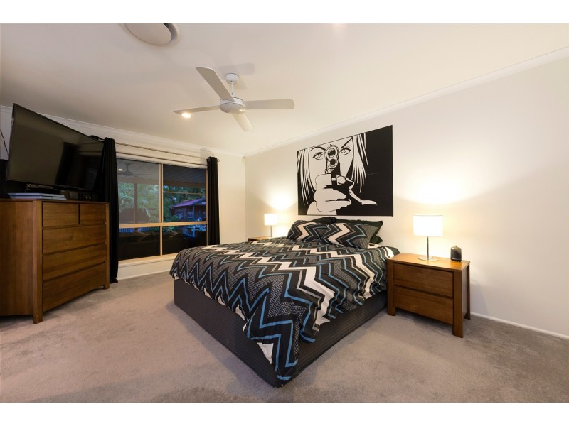 57 Gibson Crescent, Bellbowrie QLD 4070