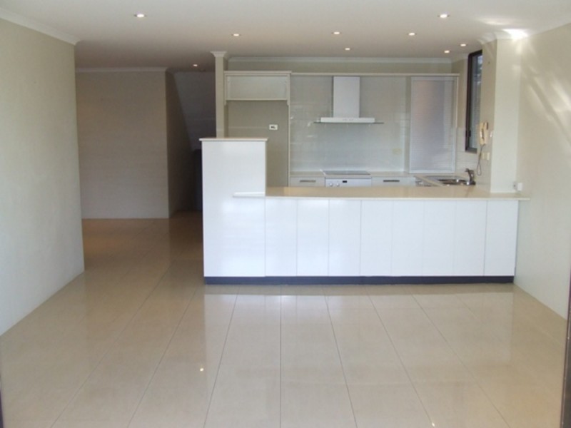 6/202 Carmody Road, St Lucia QLD 4067