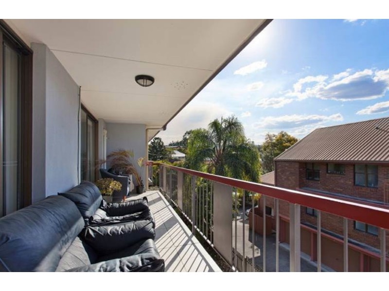 5/20 Holland Street, Toowong QLD 4066