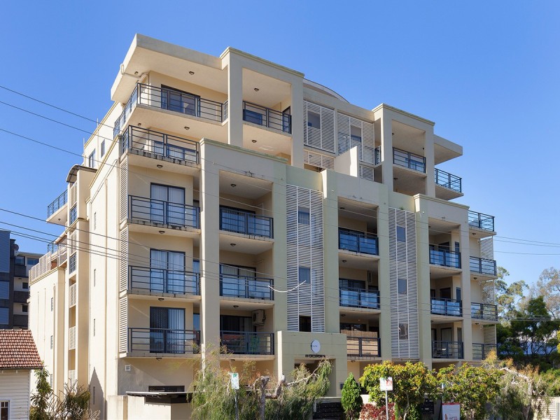 16/11 Grosvenor Road, Indooroopilly QLD 4068