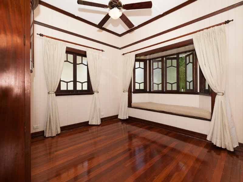 9 Sleath Street, Toowong QLD 4066