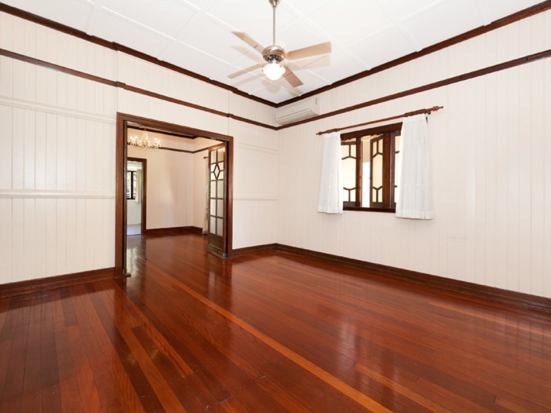 9 Sleath Street, Toowong QLD 4066