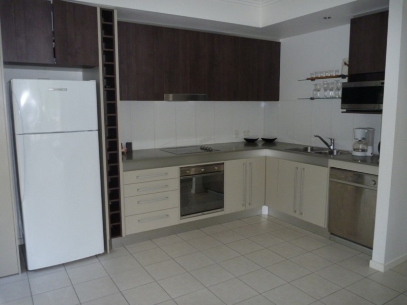 1/106 Carmody Road, St Lucia QLD 4067