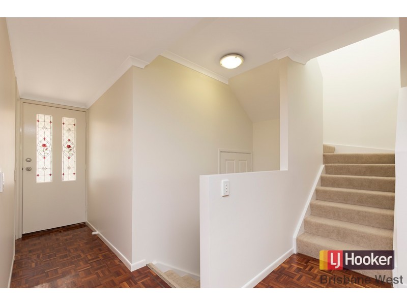 2/36 Soudan Street, Toowong QLD 4066