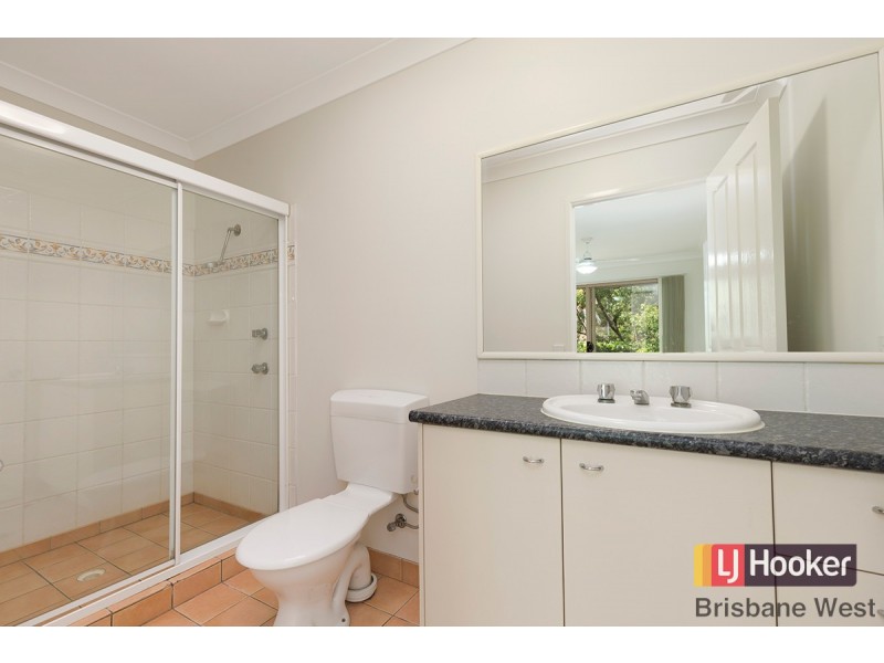 2/36 Soudan Street, Toowong QLD 4066