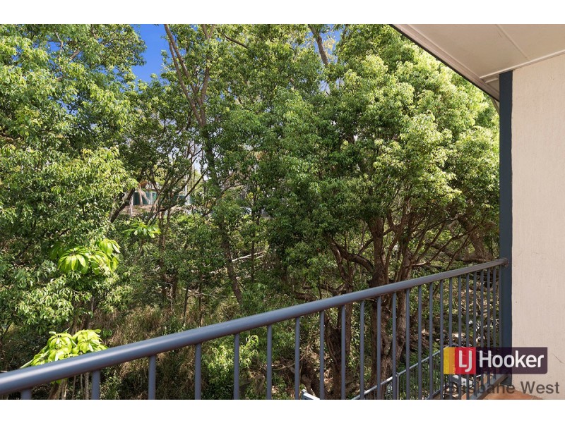 2/36 Soudan Street, Toowong QLD 4066