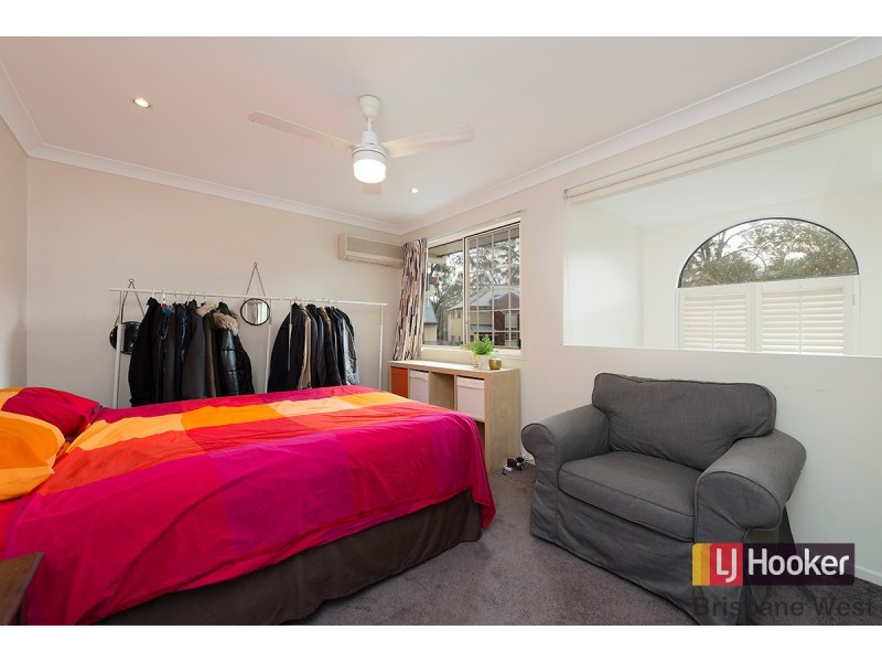 4/47 Newcomen Street, Indooroopilly QLD 4068