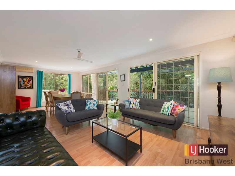 4/47 Newcomen Street, Indooroopilly QLD 4068
