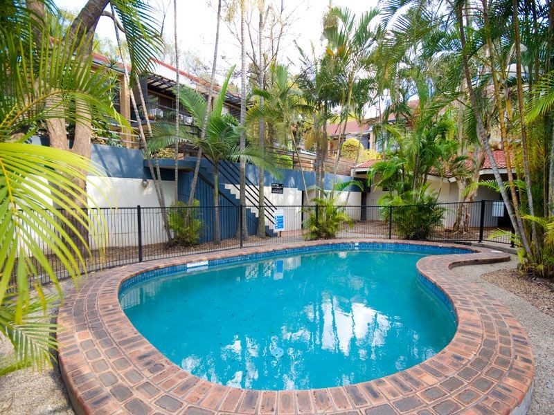 2/31 Bishop Street, St Lucia QLD 4067