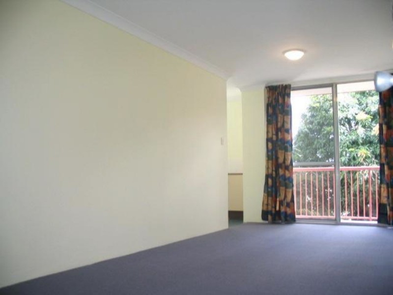 8/19 Durham Street, St Lucia QLD 4067