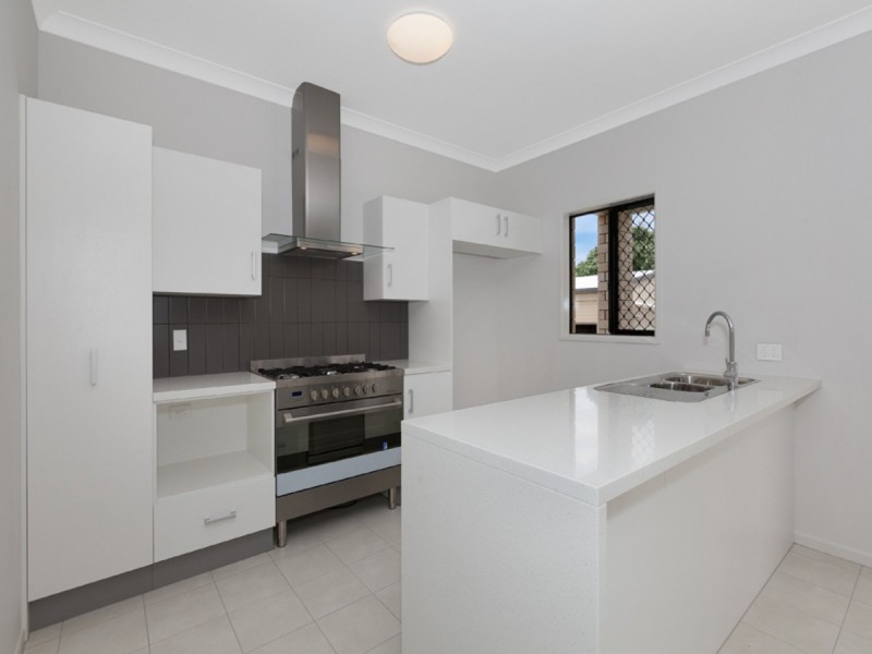 24 Zeitoun Street, Mitchelton QLD 4053