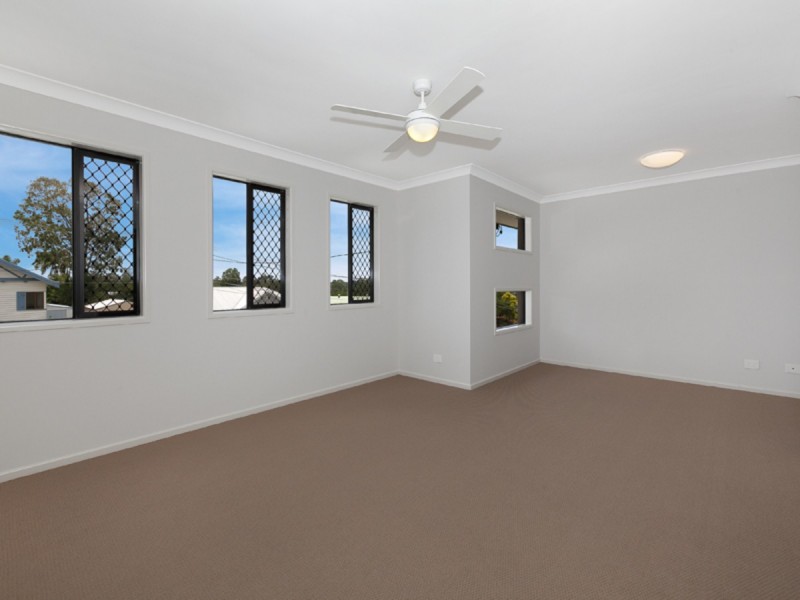 24 Zeitoun Street, Mitchelton QLD 4053