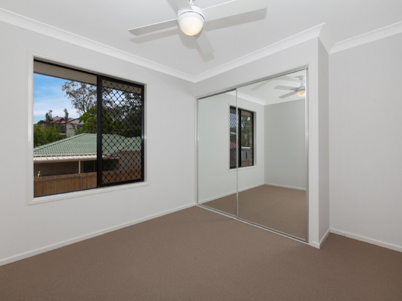 24 Zeitoun Street, Mitchelton QLD 4053