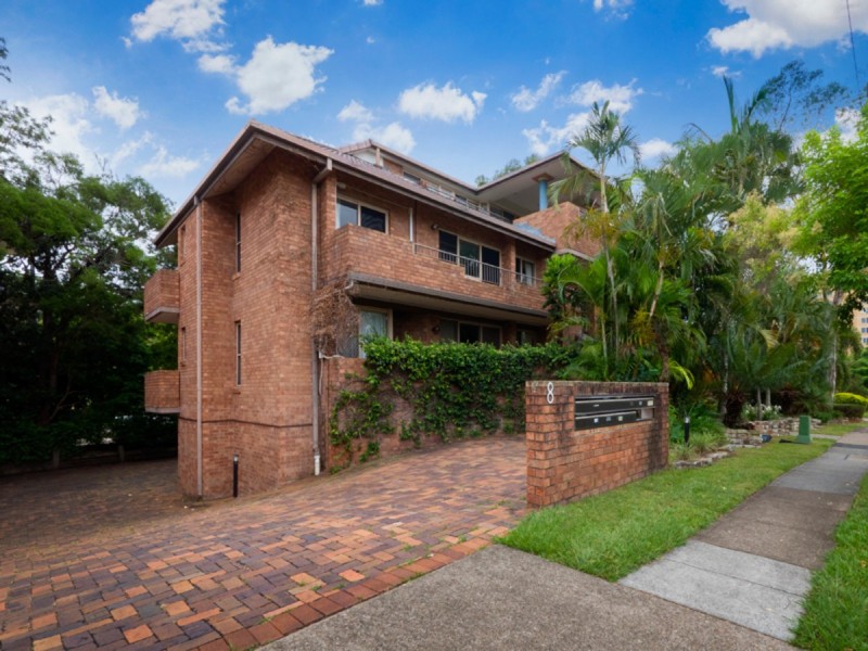 10/8 Carr Street, St Lucia QLD 4067