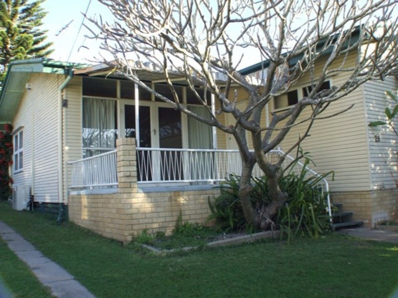 29 Lawson Street, Oxley QLD 4075