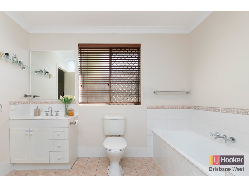 22 Cedrela Street, Moggill QLD 4070