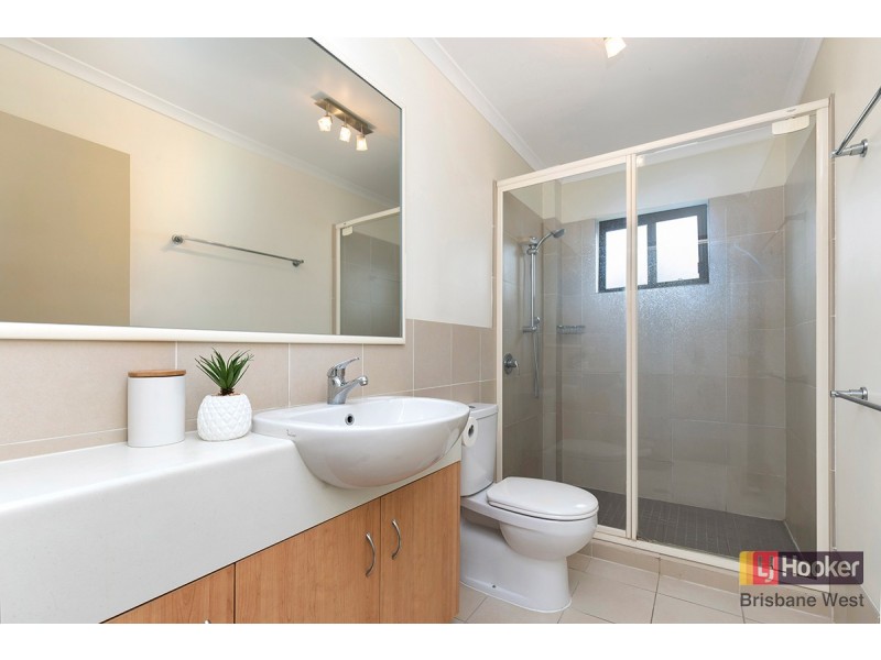 10/8 Gamble Street, Graceville QLD 4075