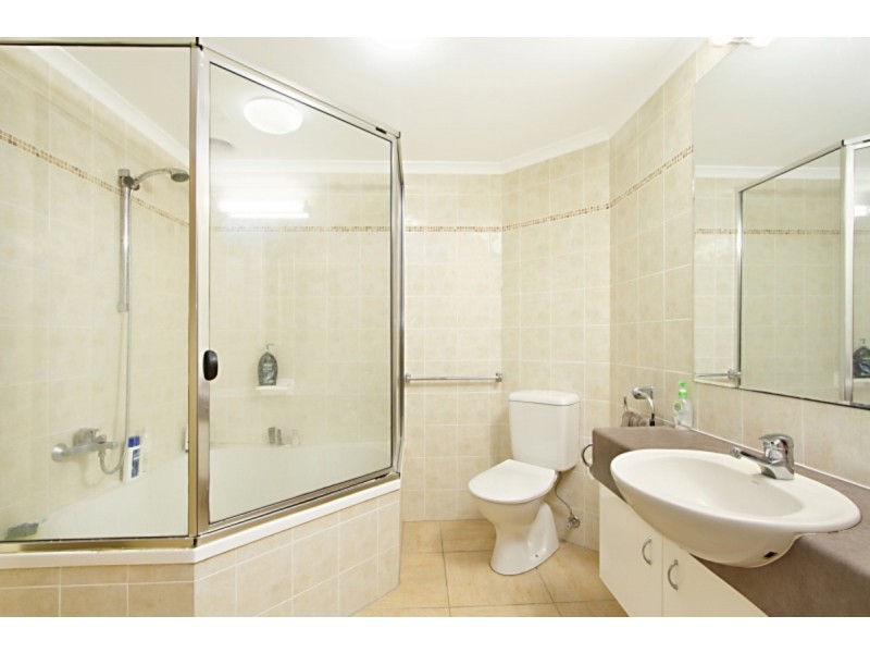 4/19 Depper Street, St Lucia QLD 4067