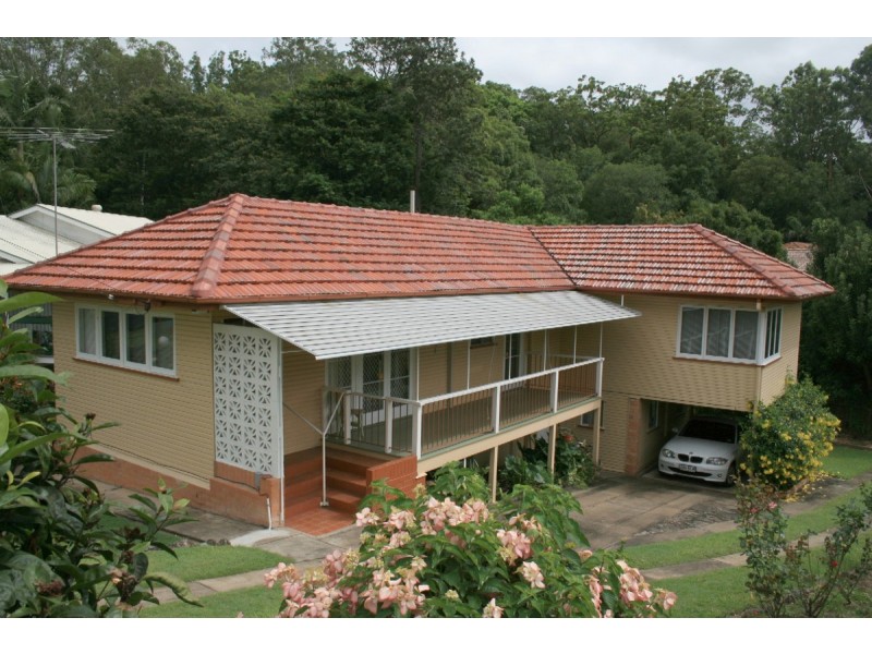 45 Moordale Street, Chapel Hill QLD 4069