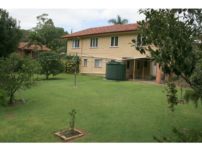 45 Moordale Street, Chapel Hill QLD 4069