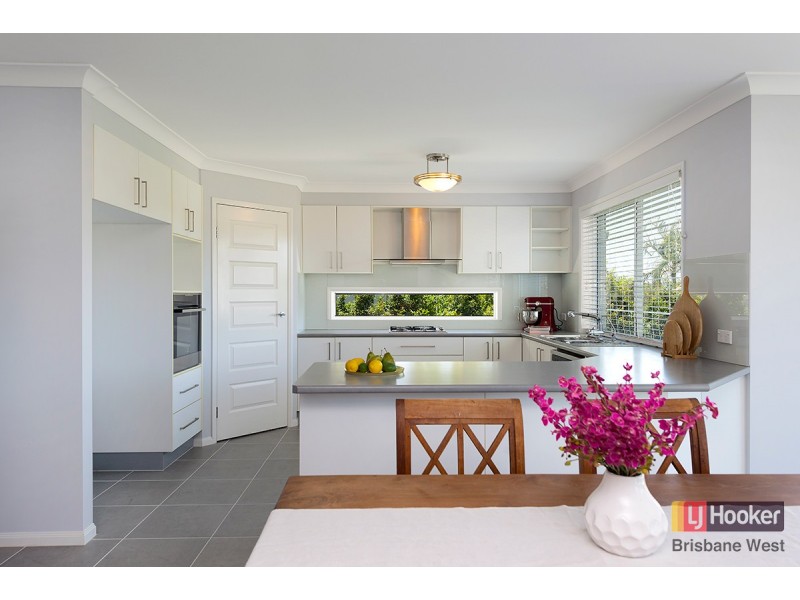48 Grange Place, Moggill QLD 4070
