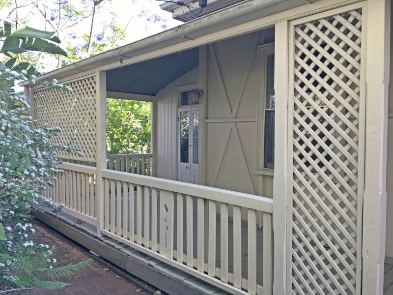 35 Swann Road, Taringa QLD 4068