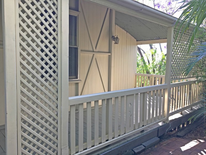 35 Swann Road, Taringa QLD 4068