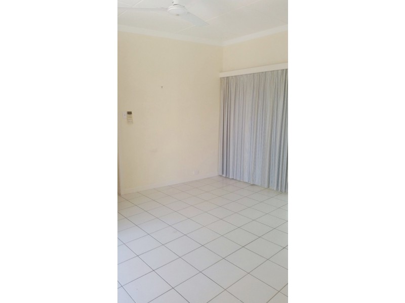 1 Hillside Terrace, St Lucia QLD 4067