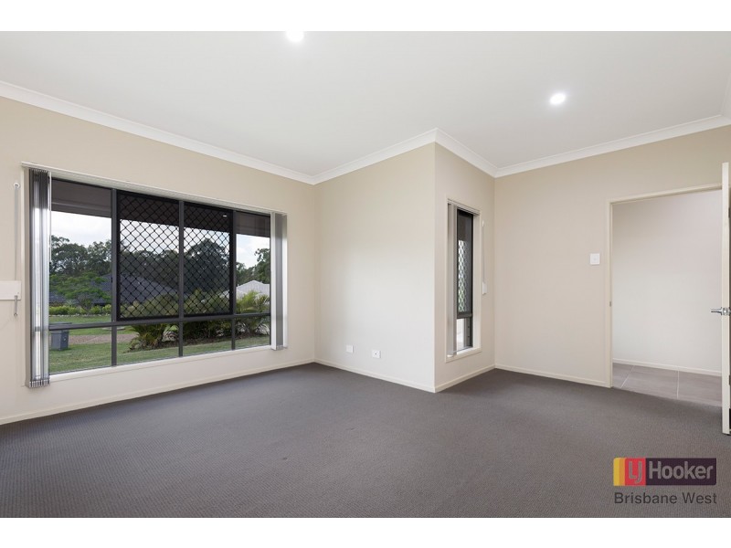 27 Lilly Pilly Place, Moggill QLD 4070