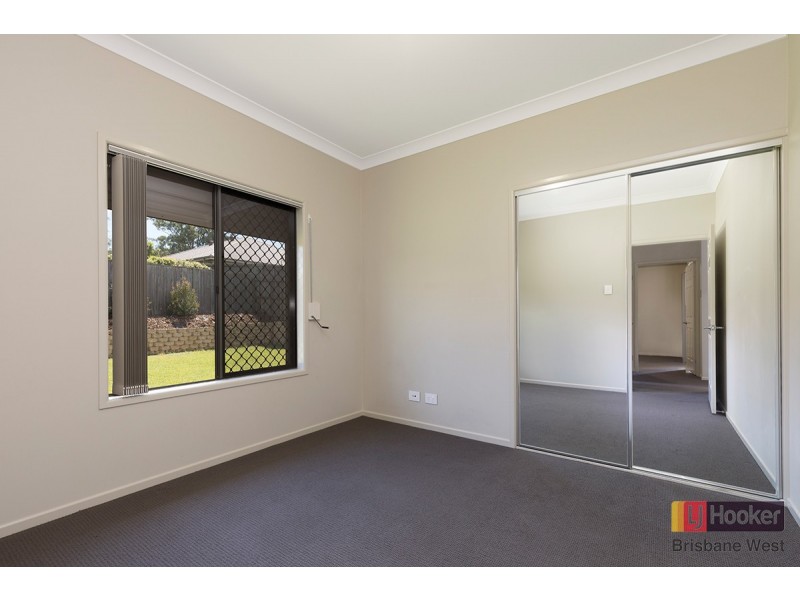 27 Lilly Pilly Place, Moggill QLD 4070