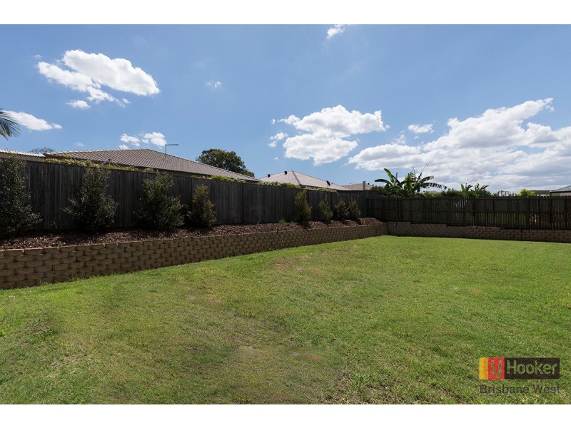 27 Lilly Pilly Place, Moggill QLD 4070
