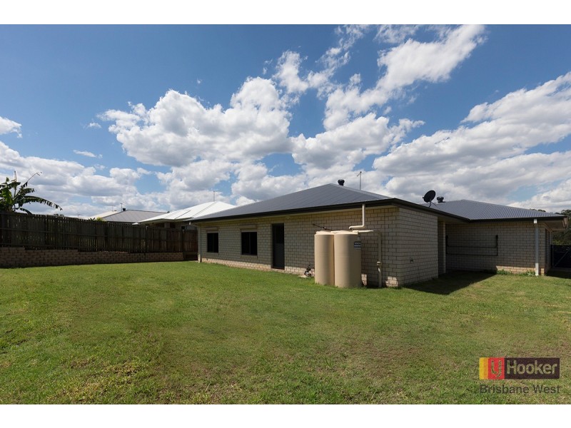 27 Lilly Pilly Place, Moggill QLD 4070