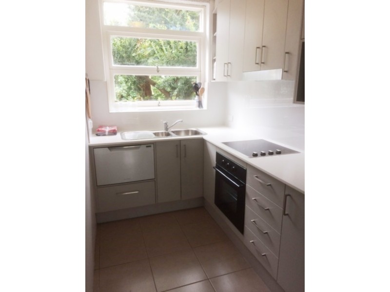 3/74 Highland Terrace, St Lucia QLD 4067