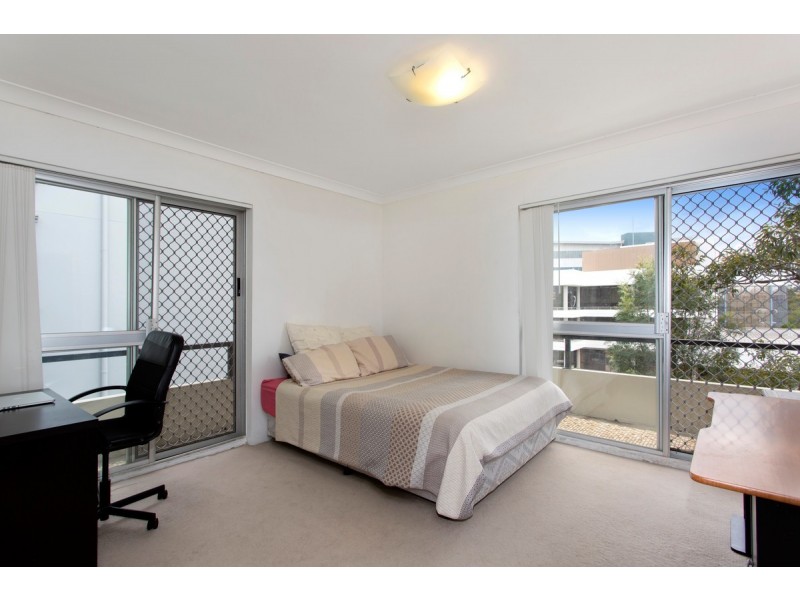 8/37 Chasely Street, Auchenflower QLD 4066