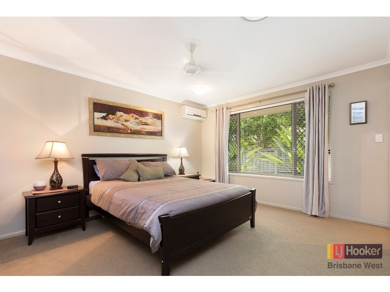 5A Pioneer Crescent, Bellbowrie QLD 4070