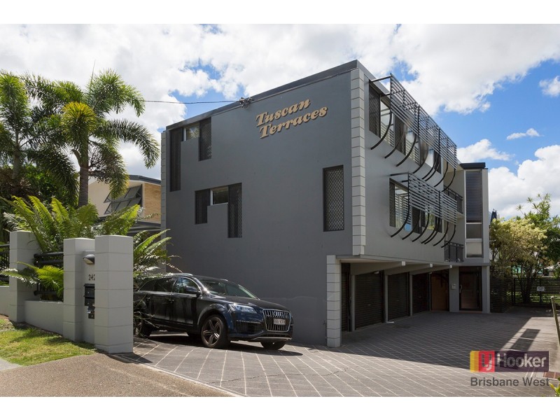 1/242 Carmody Road, St Lucia QLD 4067