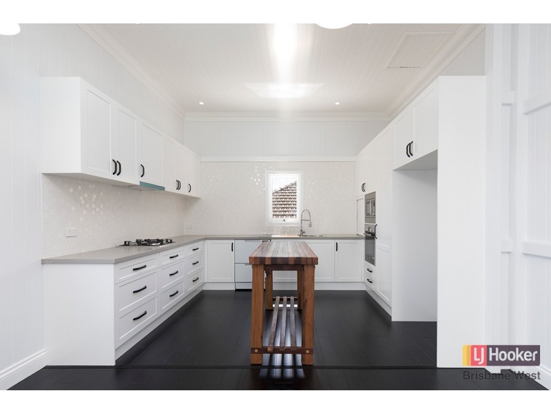 36 Curlew Street, Toowong QLD 4066