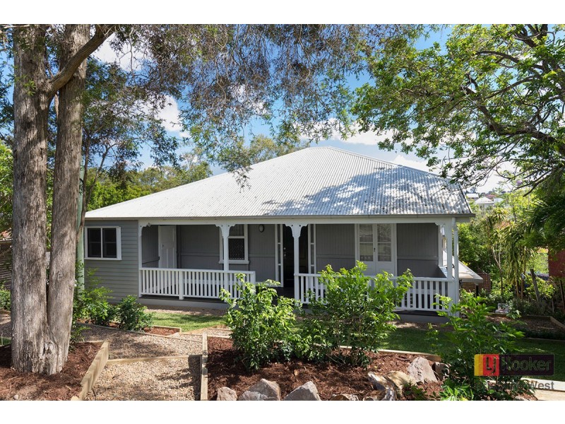 36 Curlew Street, Toowong QLD 4066