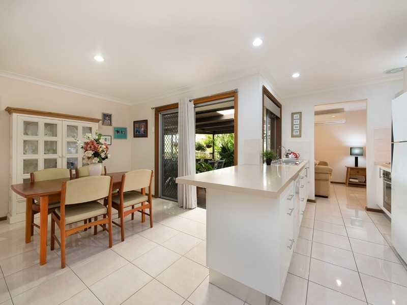 7 Kanooka Street, Bellbowrie QLD 4070