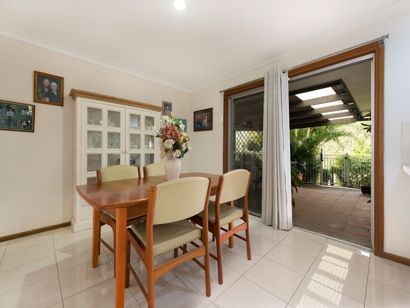 7 Kanooka Street, Bellbowrie QLD 4070