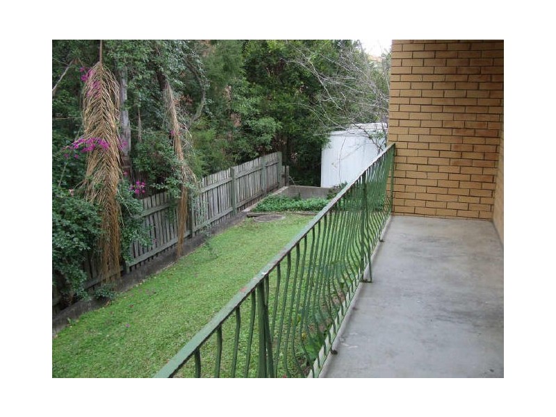 3/10 Auburn Terrace, Indooroopilly QLD 4068