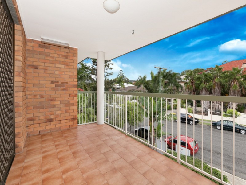 4/27 Cadell Street, Toowong QLD 4066