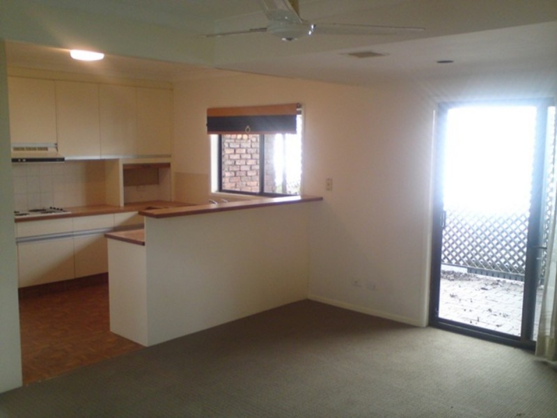 327 Swann Road, St Lucia QLD 4067