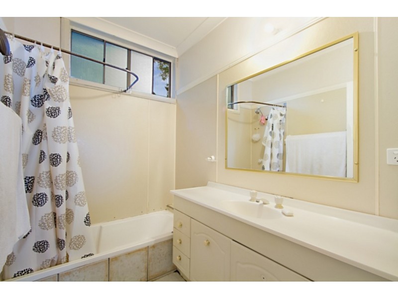 53 Todd Street, Taringa QLD 4068