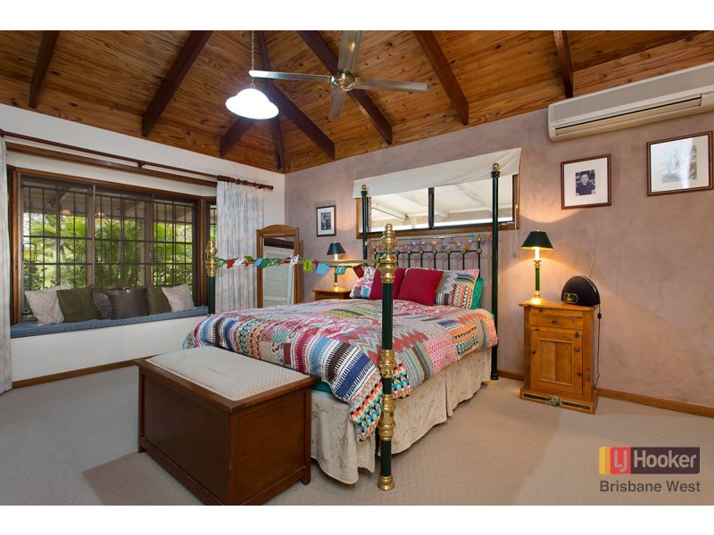 107 Grandview Road, Pullenvale QLD 4069