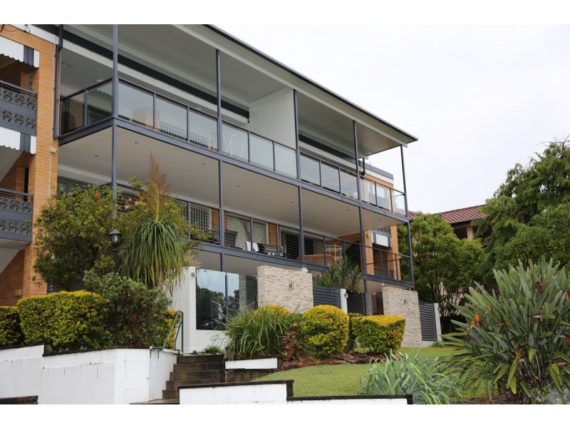 2/37 Sisley Street, St Lucia QLD 4067