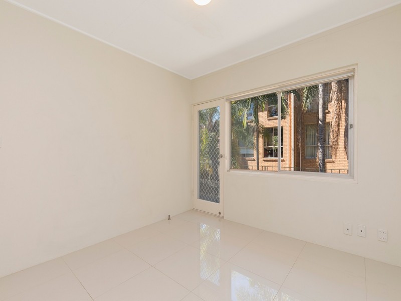 3/10 Auburn Terrace, Indooroopilly QLD 4068