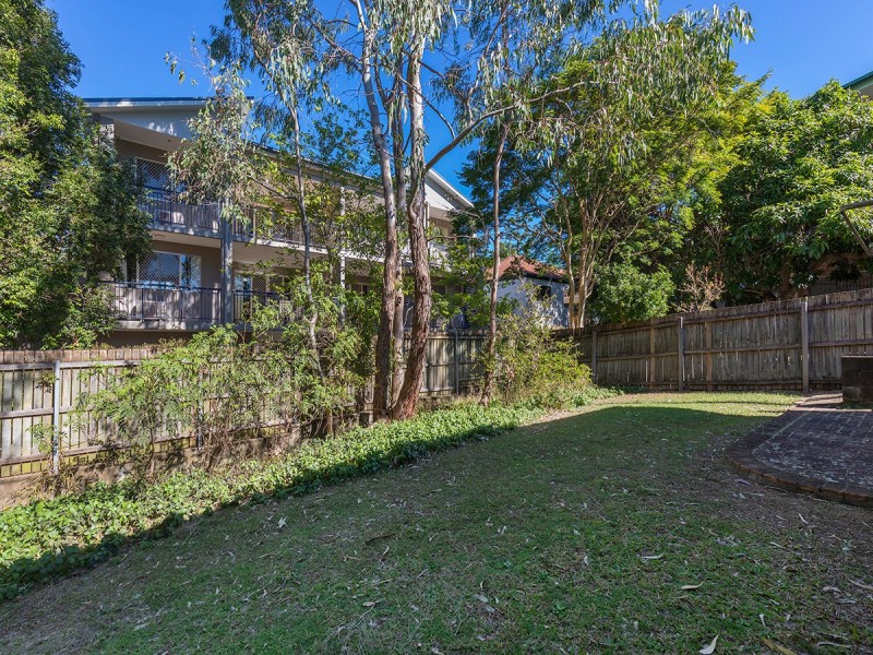 3/10 Auburn Terrace, Indooroopilly QLD 4068