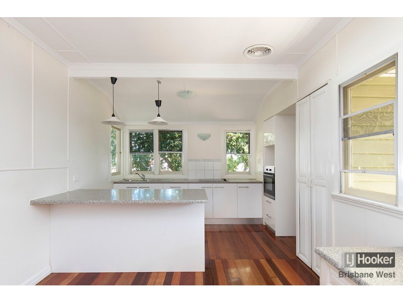 259 Hawken Drive, St Lucia QLD 4067