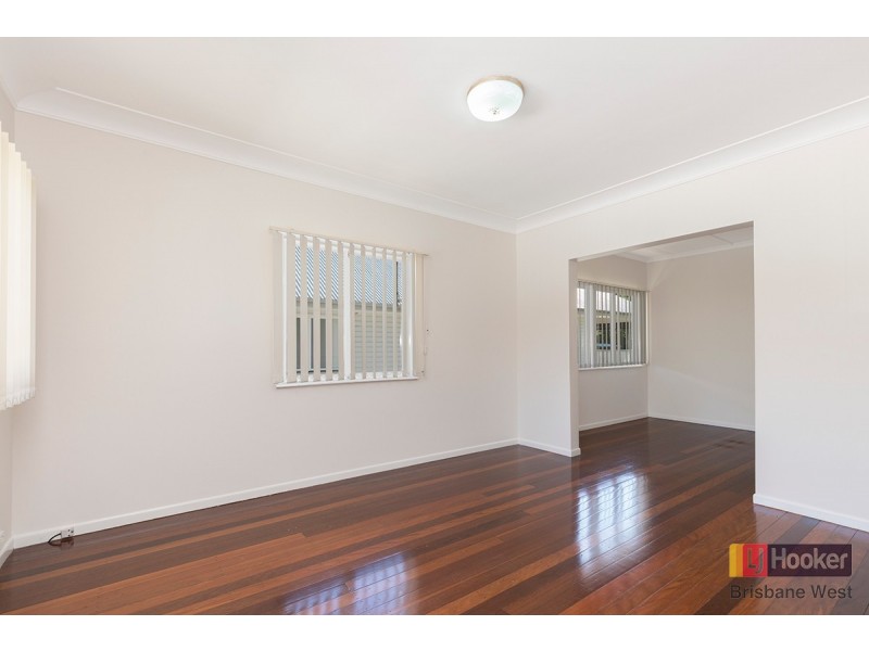 9 Coleman Street, Graceville QLD 4075